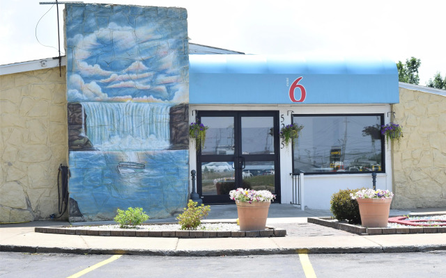 Motel 6 Hamburg, NY