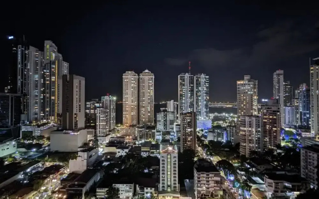 w Majestic 1BR w Beautiful View in Calle 50