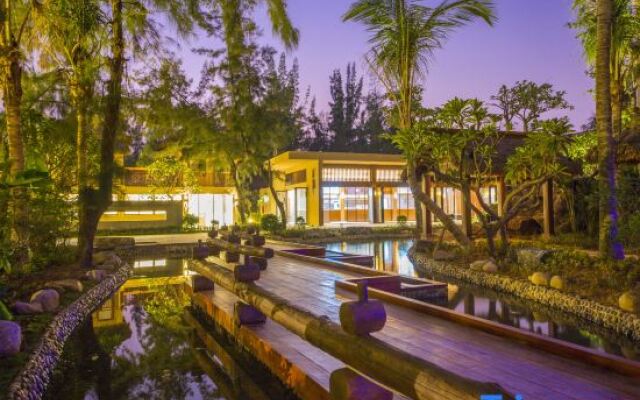 Romantic Coast Resort Maoming