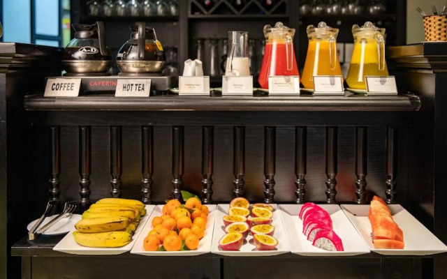 The Flower Boutique Hotel & Travel