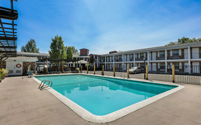 Best Western Horizon Inn