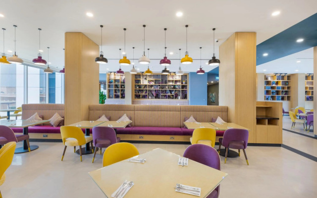 Premier Inn Dubai Ibn Battuta Mall