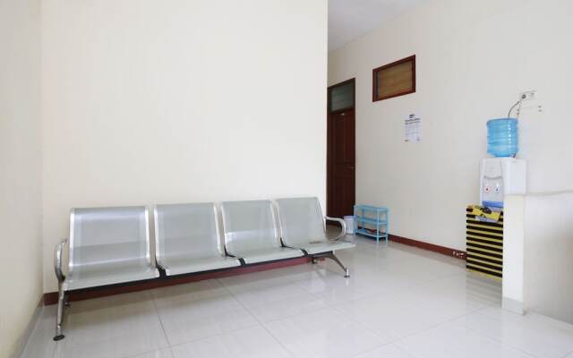 Airy Eco Ratu Indah Mawas Lima 2 Makassar