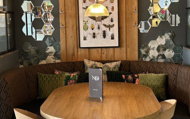 Rooms at 73