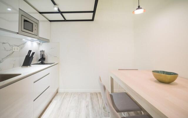 Fresh Velazquez Apartments