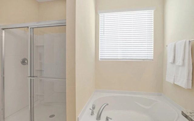 6047 Broad Oak Drive