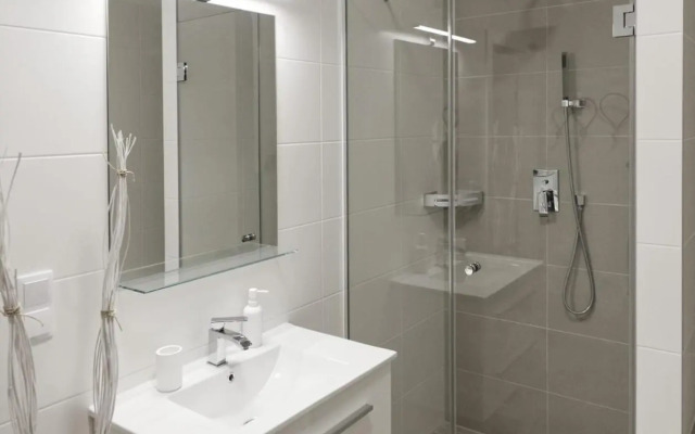 AAA All About Apartments