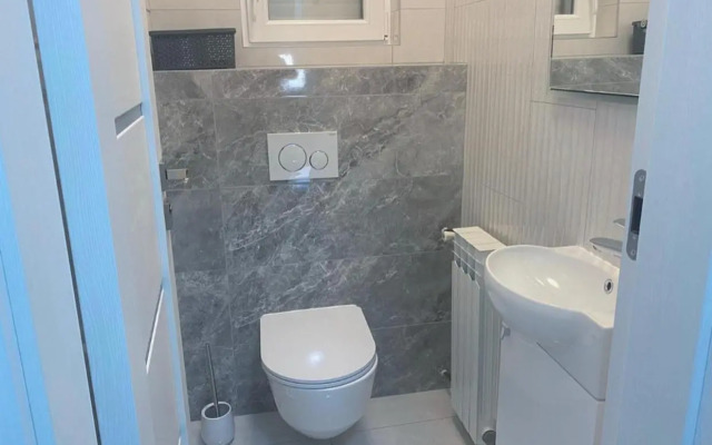 Apartment GREY