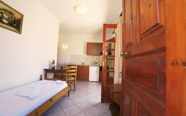 Tarsanas Apartments
