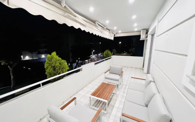 Hosting Moments Alimos Riviera Flat