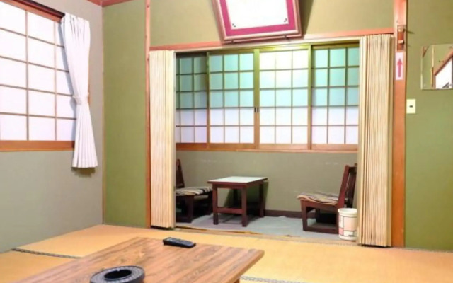 Sushitomo Ryokan