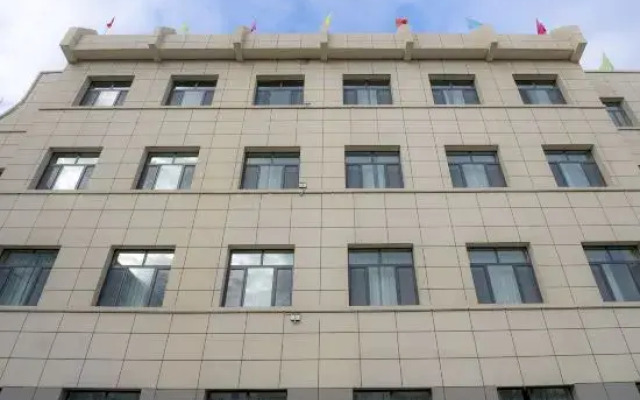 Tianzhu Jinrongyuan Hotel (Wuwei Tianzhu Huazang Plaza)