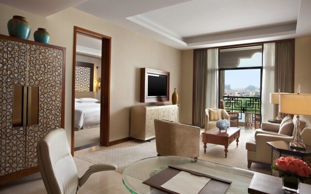 Sheraton Qingyuan Lion Lake Resort