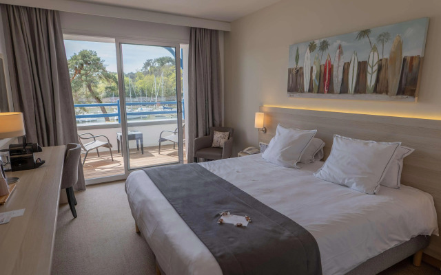 Best Western Plus Hôtel Le Roof