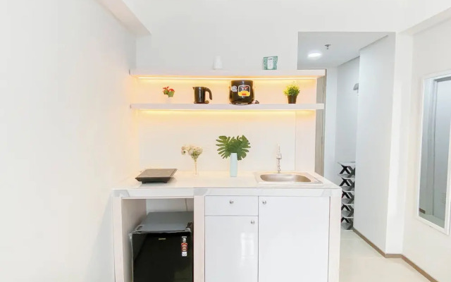 Warm Neutral Studio Room At Meikarta Apartment