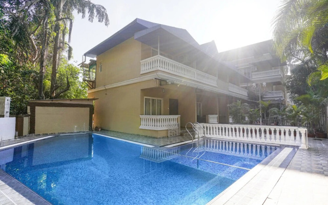 Fabhotel Blue Roof Sea Side