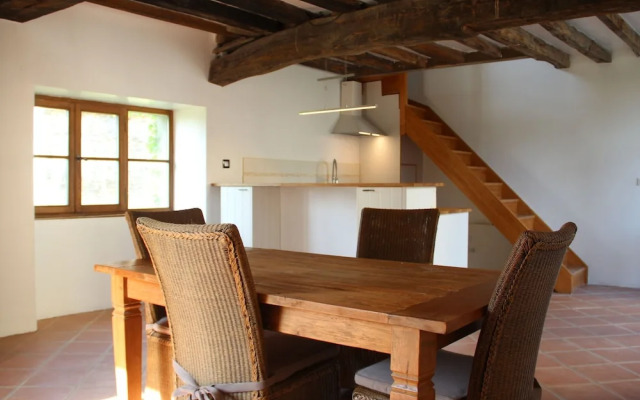 Boutique Holiday Home in Bouix With Garden