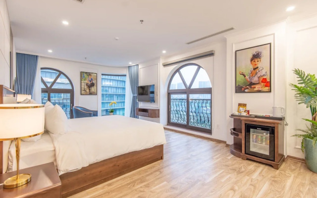 Reyna Luxury Hotel