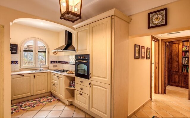 Villa Nen? 3 Bedrooms Villa