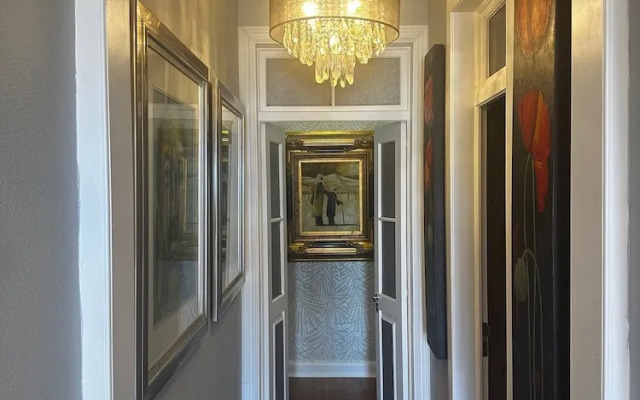 Miguel's Seaview Corner