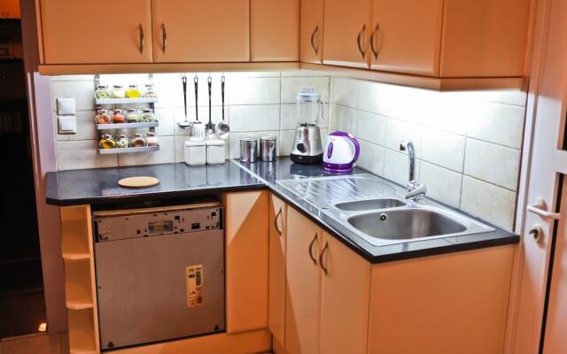 Athens Stylish Apartment