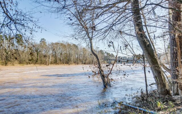 Riverfront Columbia Condo: 4 Mi to Usc!