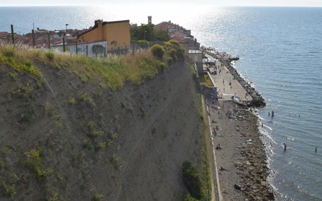 Traditional Piran studio