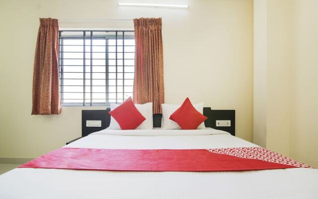 Champion Lotus By OYO Rooms