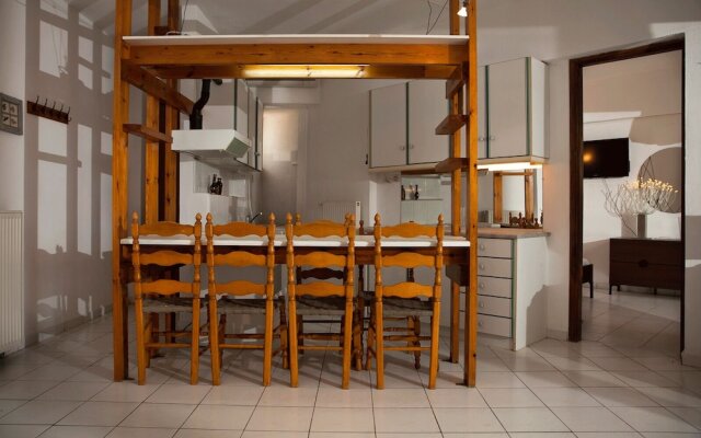 Saron Hotel