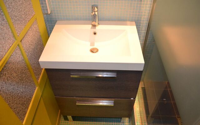 Women Bed - Hostel (adults only)