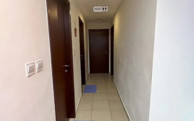 Robin Beach Hostel JBR