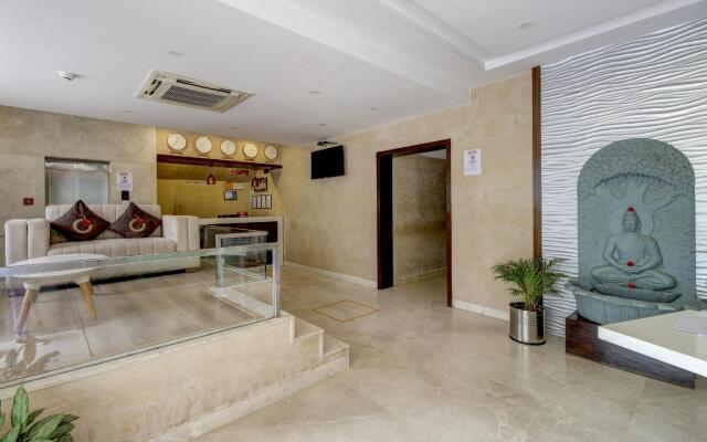 Vaccinated Staff- Capital O 74657 Nandhana Regent