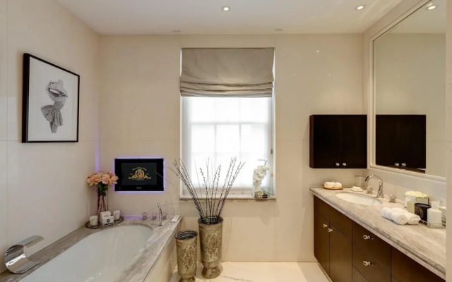 Majestic Belgrave House Next to Buckingham Palace Garden