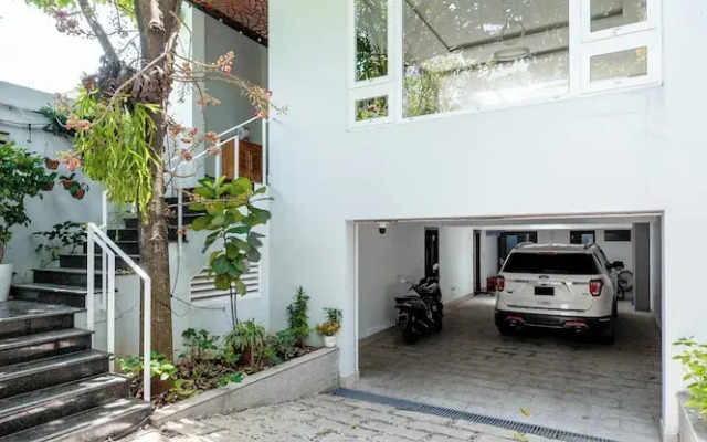 Thao Dien Garden Villa 5BR Luxury Oasis