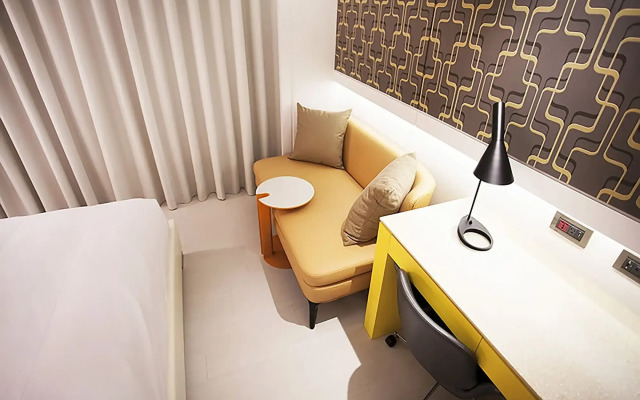 Royal Group Hotel Minghua Branch