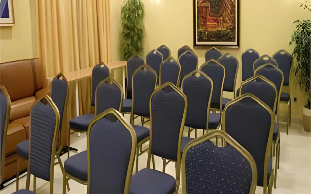 Hotel Plaza Inn