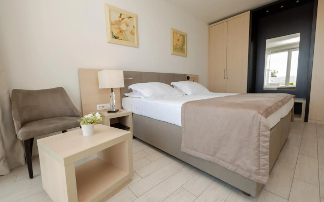 Romana Beach Resort