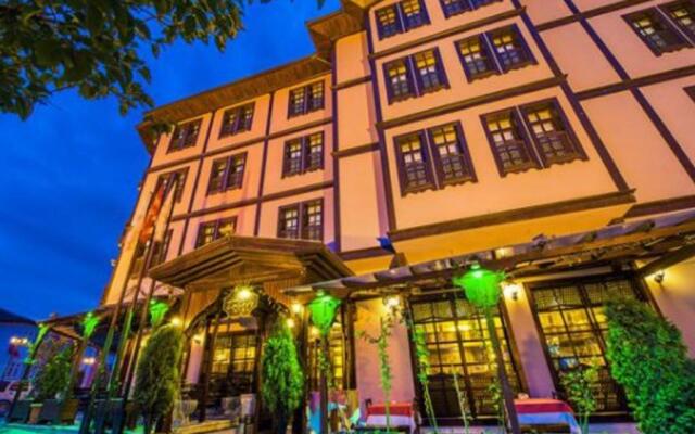Zalifre Hotel