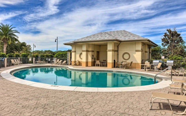 'the Beachcomber' Escape w/ Club Amenities!