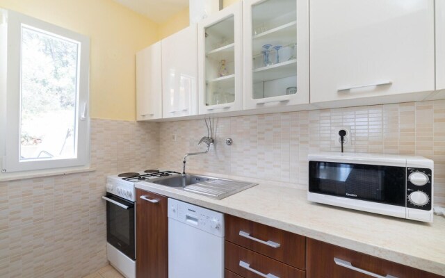 Beautiful Home in Prizba With Wifi and 3 Bedrooms