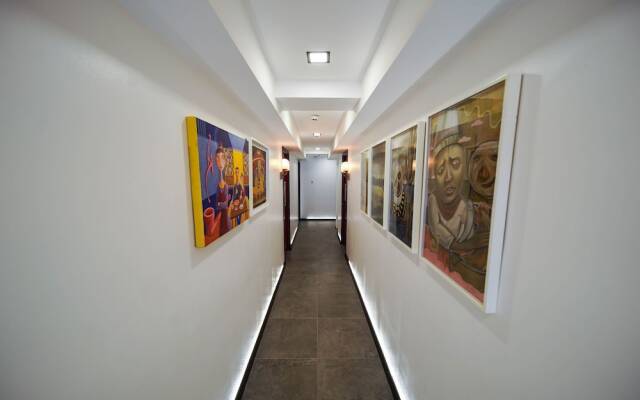 UNWND Boutique Hotel Makati