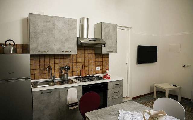 Palazzo Nicastro Guest House Red