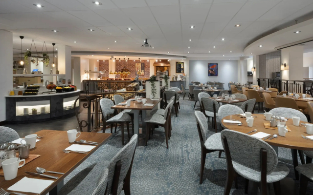 Delta Hotels Heathrow Windsor