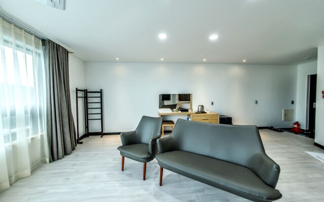Nine Boutique Hotel