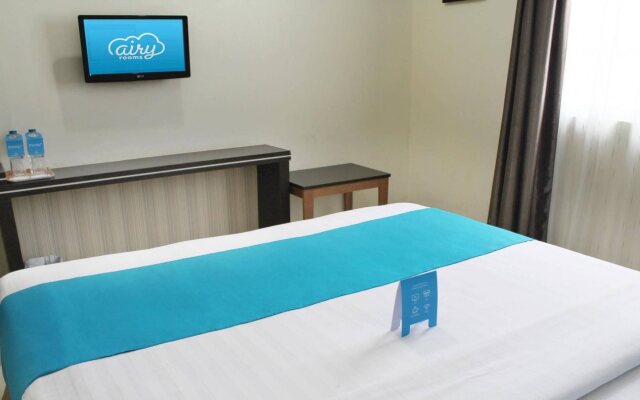Airy Golden Gate Batam