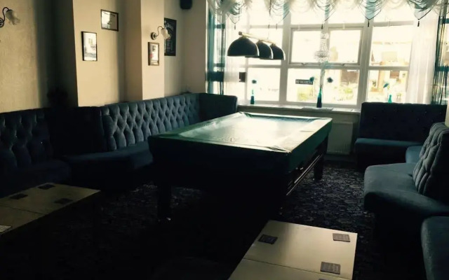 Kingsway Hotel