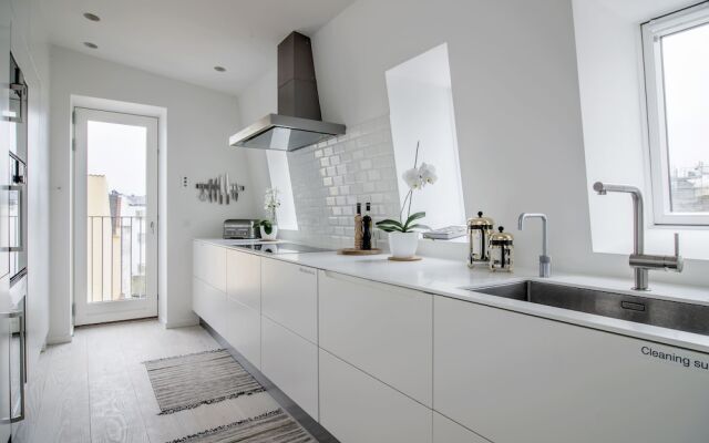 Dinesen Collection Luxury Condos By Royal Danish Theatre