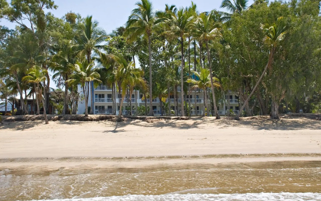 Agincourt Beachfront Apartments