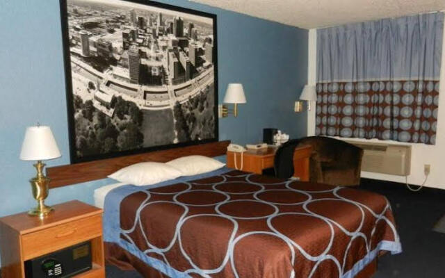 Super 8 Motel - Potosi