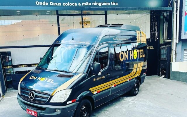 On Hostel premium com traslado e cafe